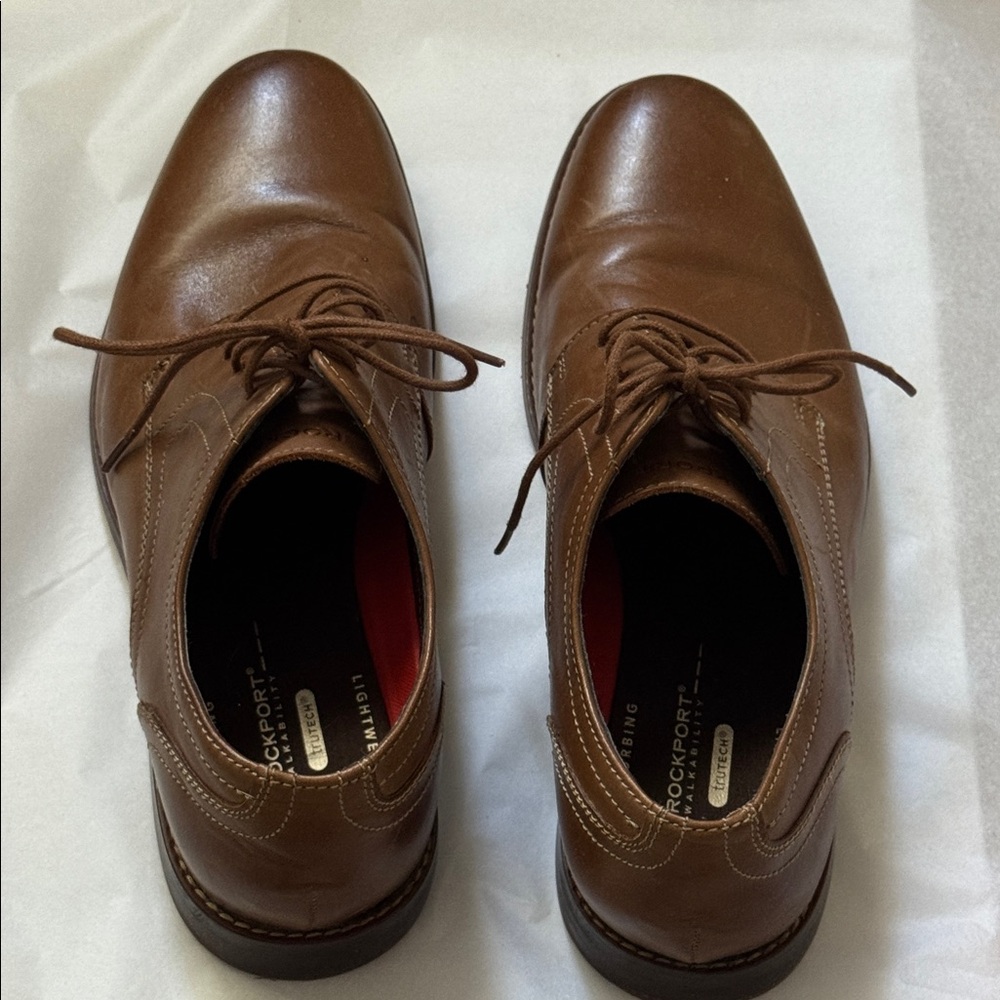 Rockport Men's lace up‎ leather Oxfords walkability trutech Sz 8 1/2